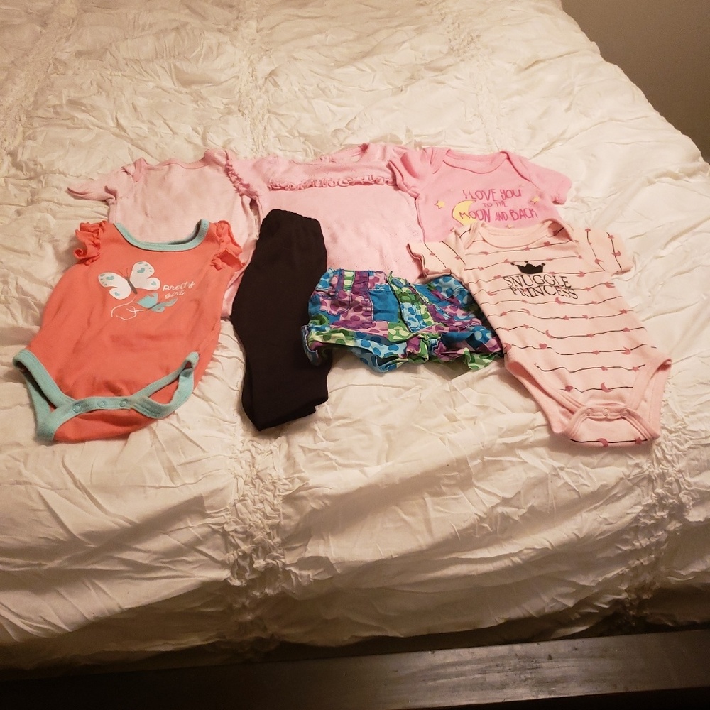 Baby Girl 6-9 month set.